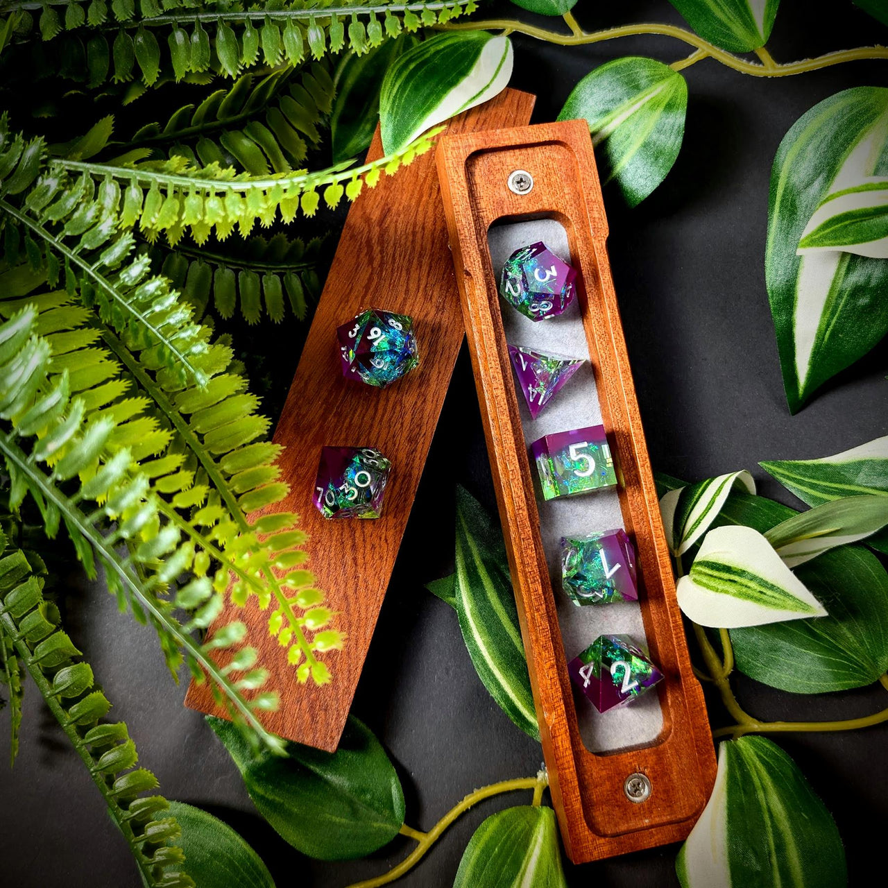 Candy in Purple & Green Sharp Resin - 7pcs RPG Dice Set
