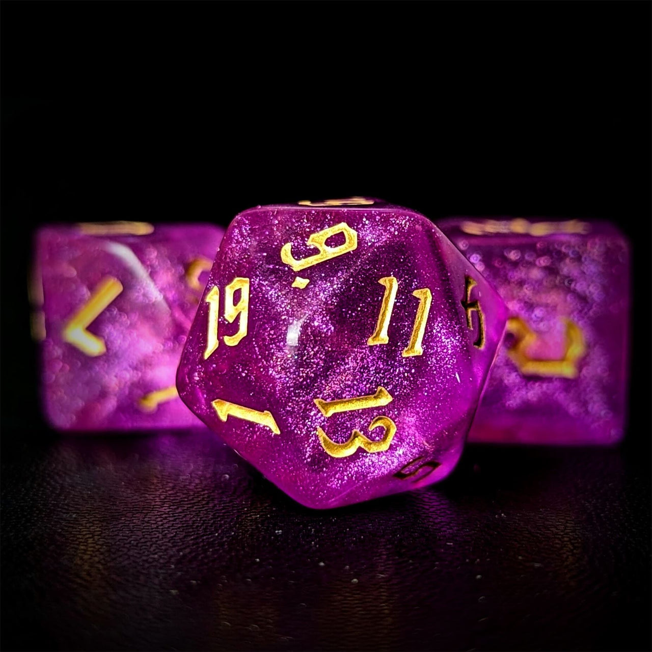 Glitter in Hot Pink Acrylic - 7pcs RPG Full Dice Set Close