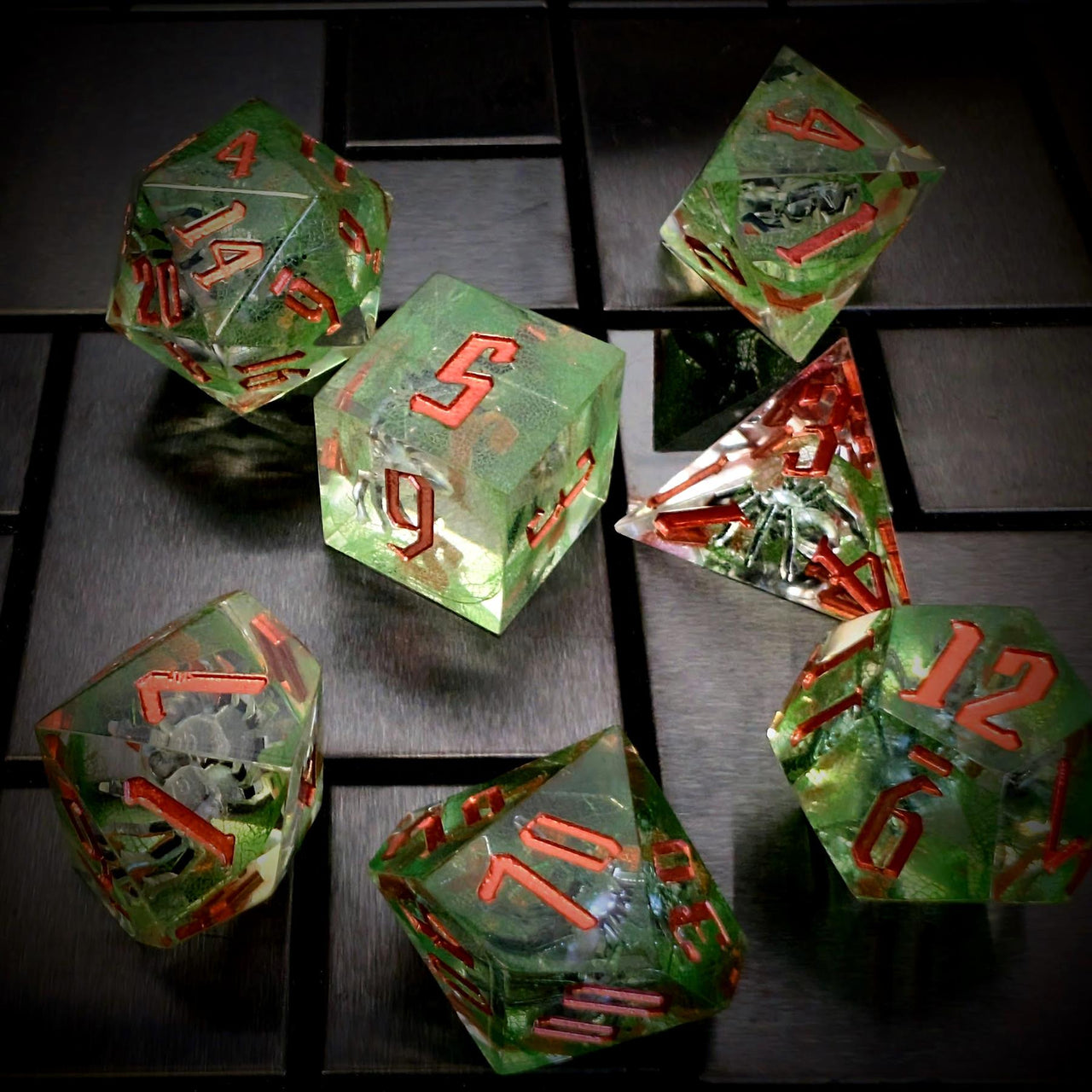 Spider in Clear & Green Filled Sharp Resin - 7pcs RPG Dice Set