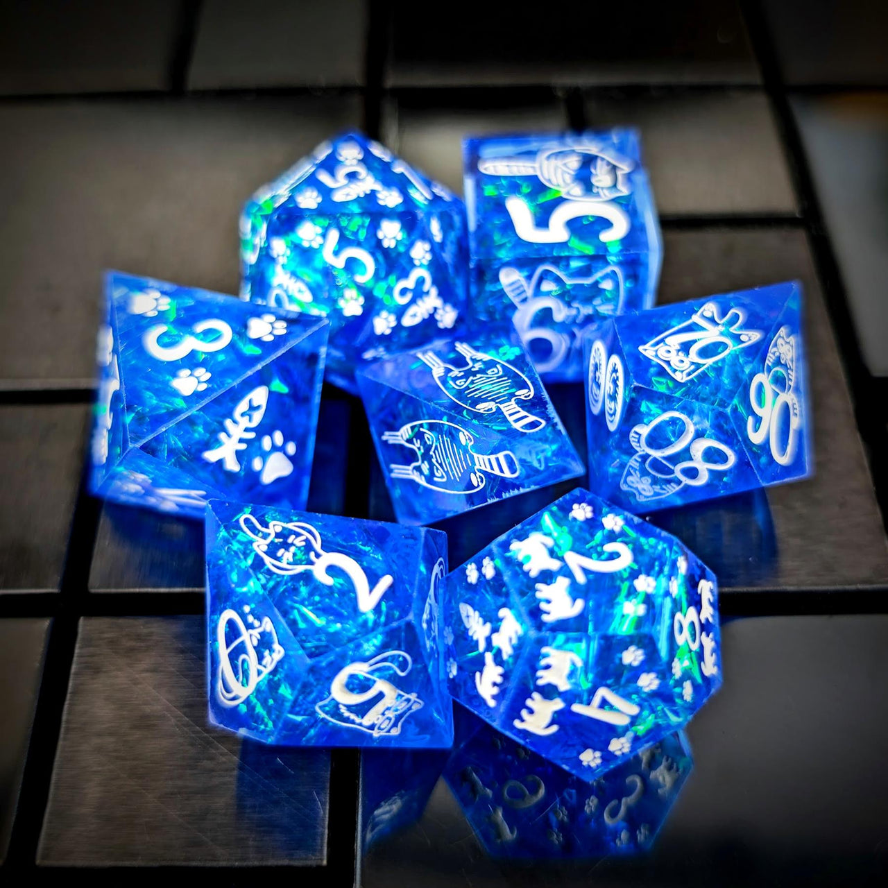 Cats on Blue with Candy Sharp Resin - 7pcs RPG Dice Set