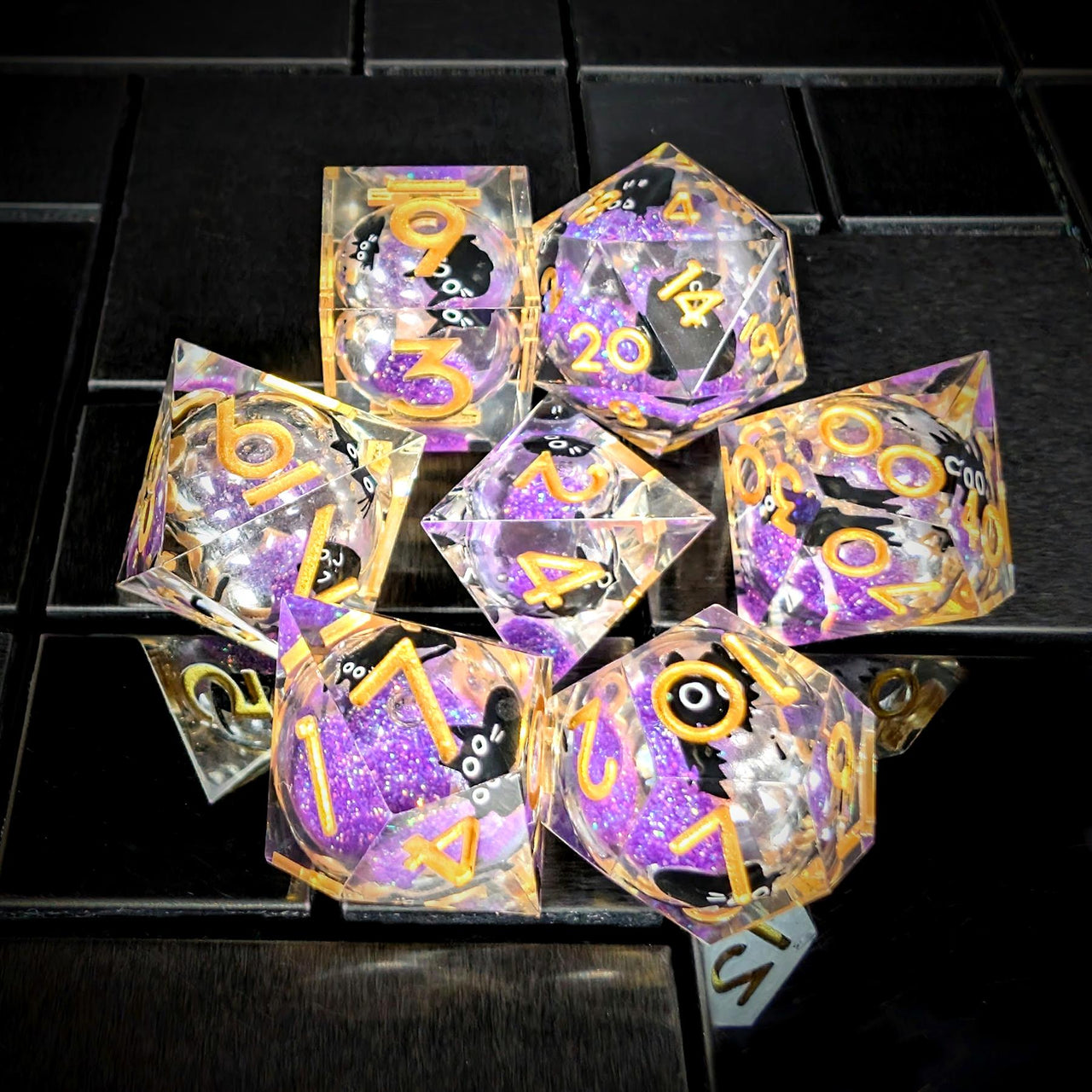 7pcs Dice Sharp Filled Liquid Cat Gold Font Clear Purple