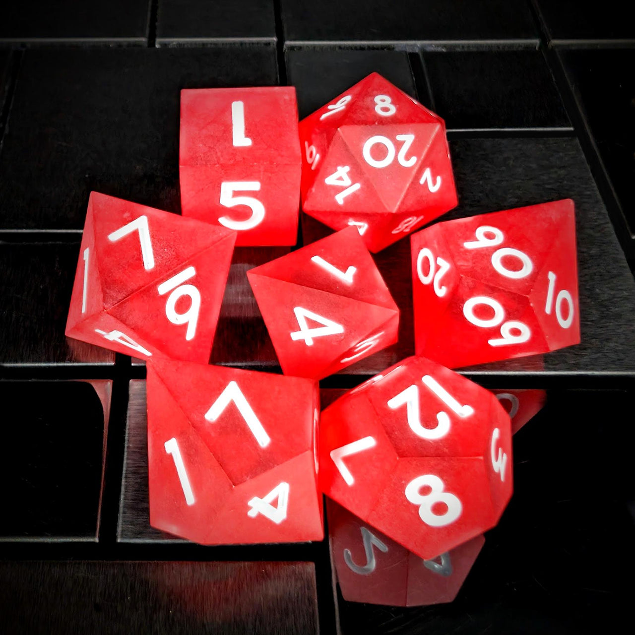 7pcs Dice Sharp Frosted Red