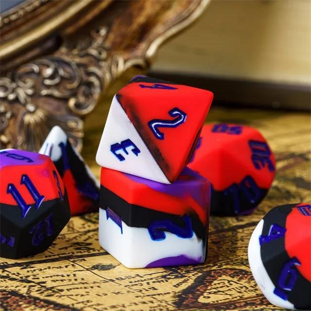 Red & white Layered Silicone - 7pcs RPG Full Dice Set